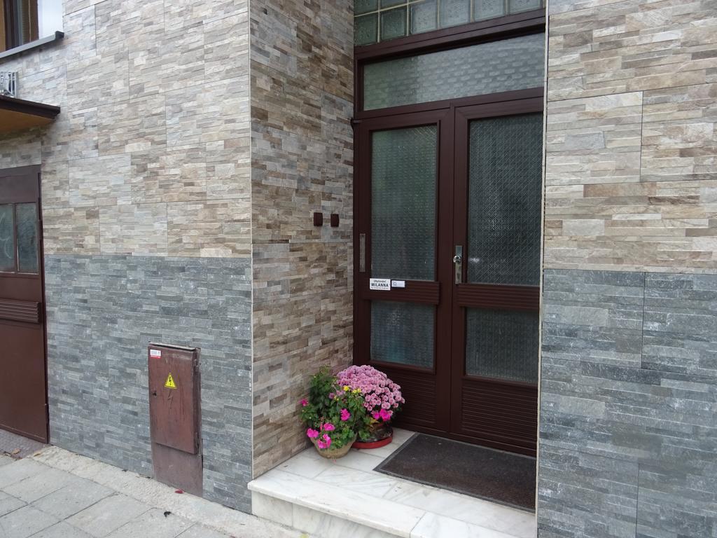Milanna Apartment Břeclav Exterior foto